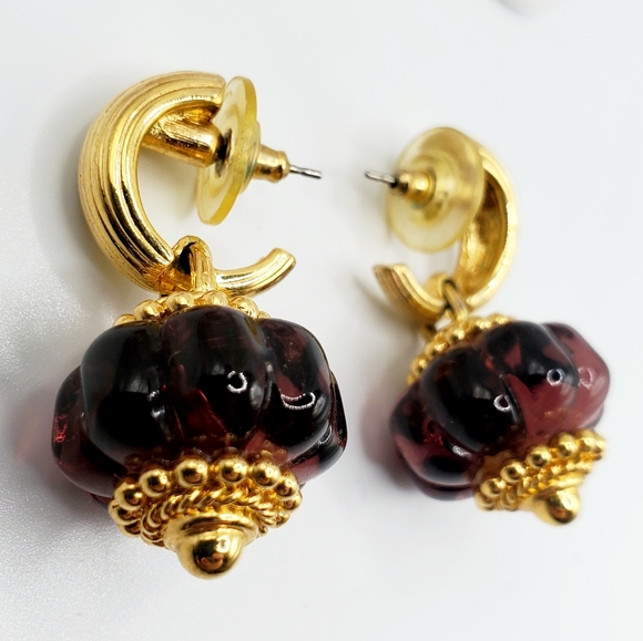 Swarovski Jewelry - SALE! Swavorski Authentic RARE amethyst purple gold earrings vintage stamped euc